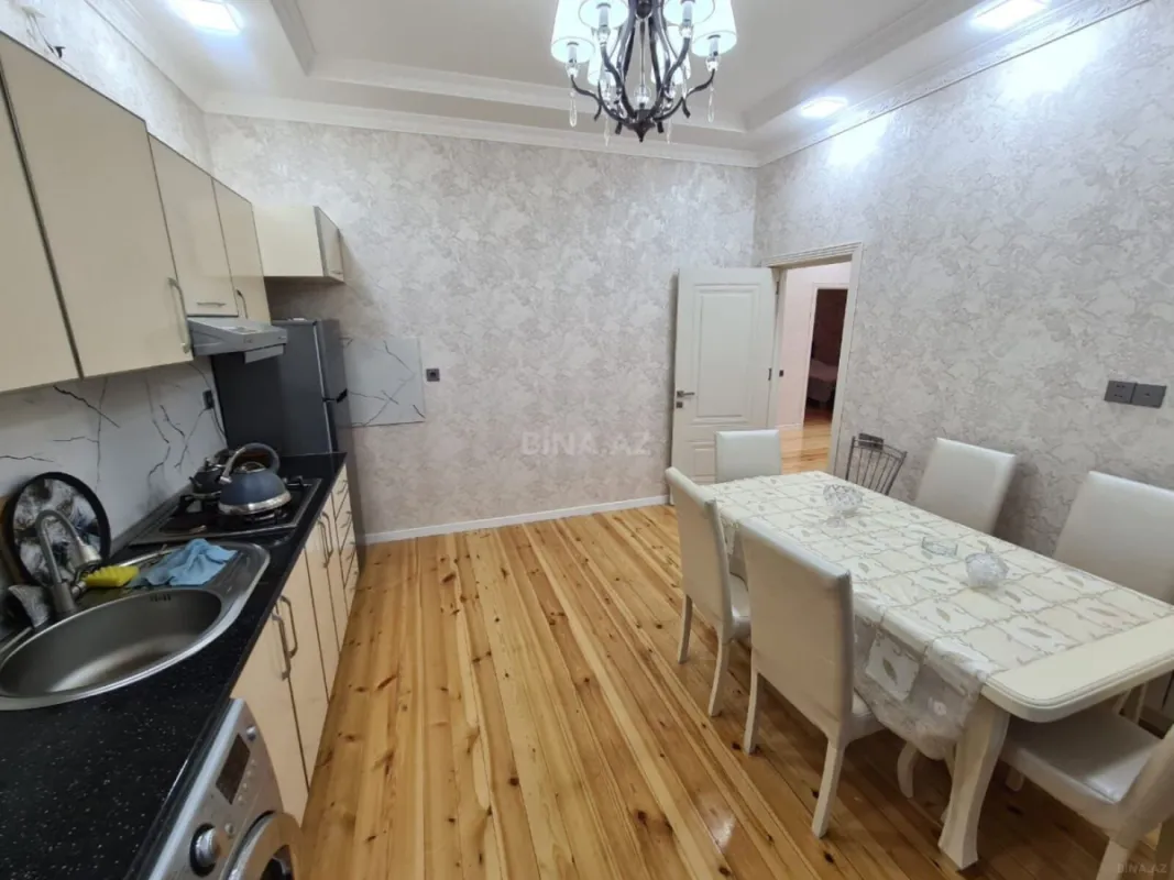 Satılır 5 otaqlı həyət evi 160 m²