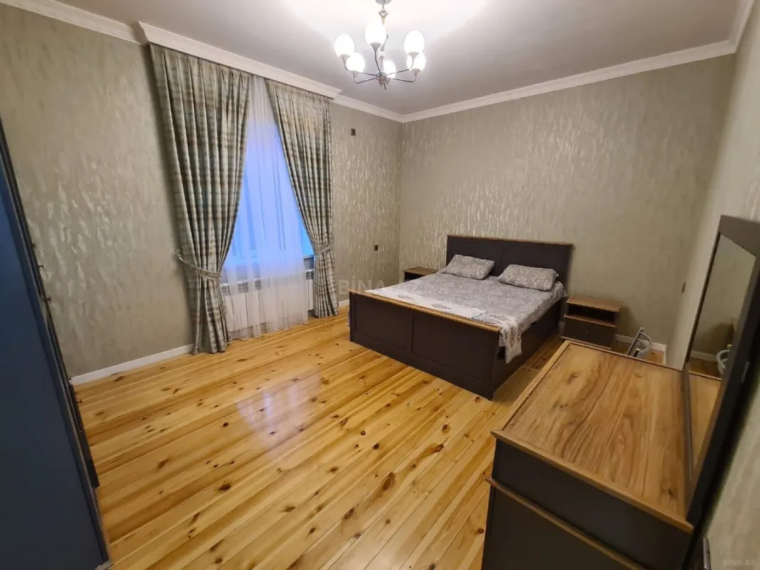Satılır 5 otaqlı həyət evi 160 m²