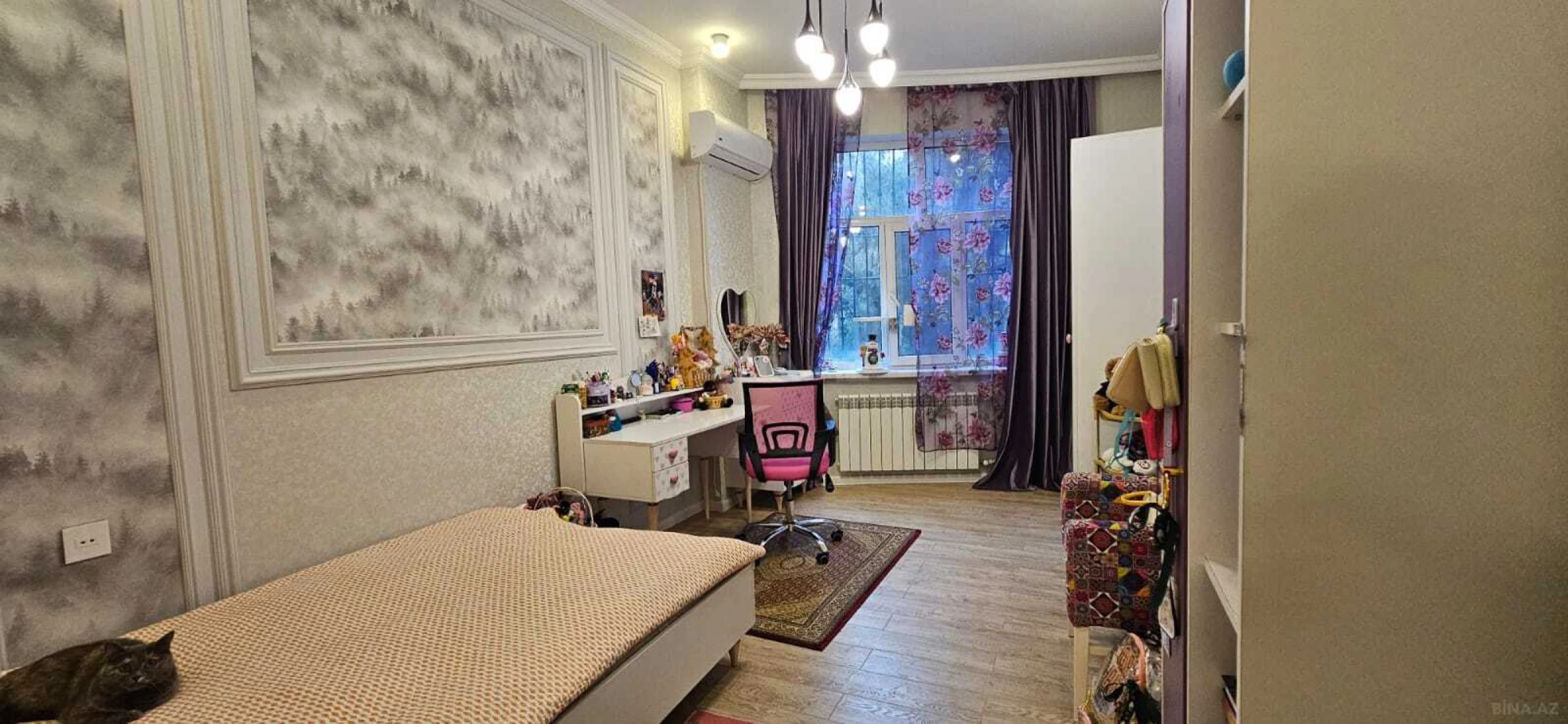 Satılır 3 otaqlı mənzil 118 m²