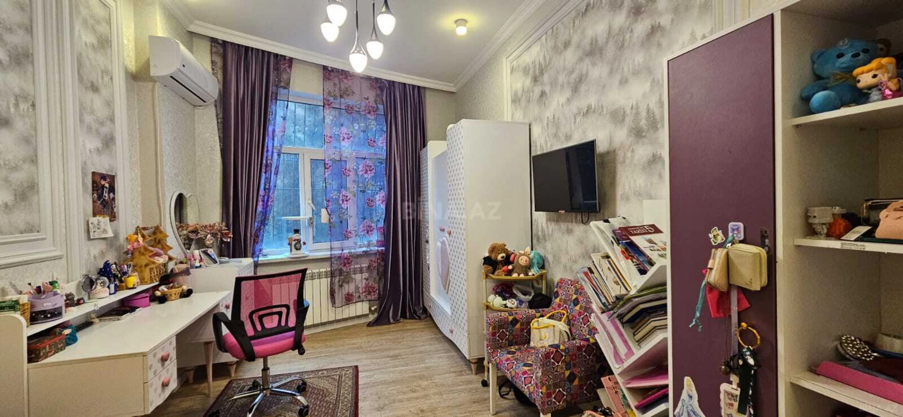 Satılır 3 otaqlı mənzil 118 m²