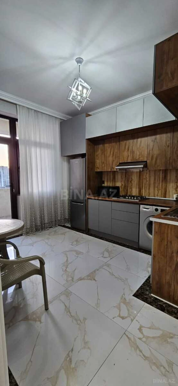 Satılır 2 otaqlı mənzil 69 m²