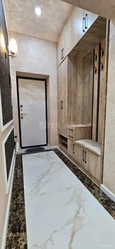 Satılır 2 otaqlı mənzil 69 m²