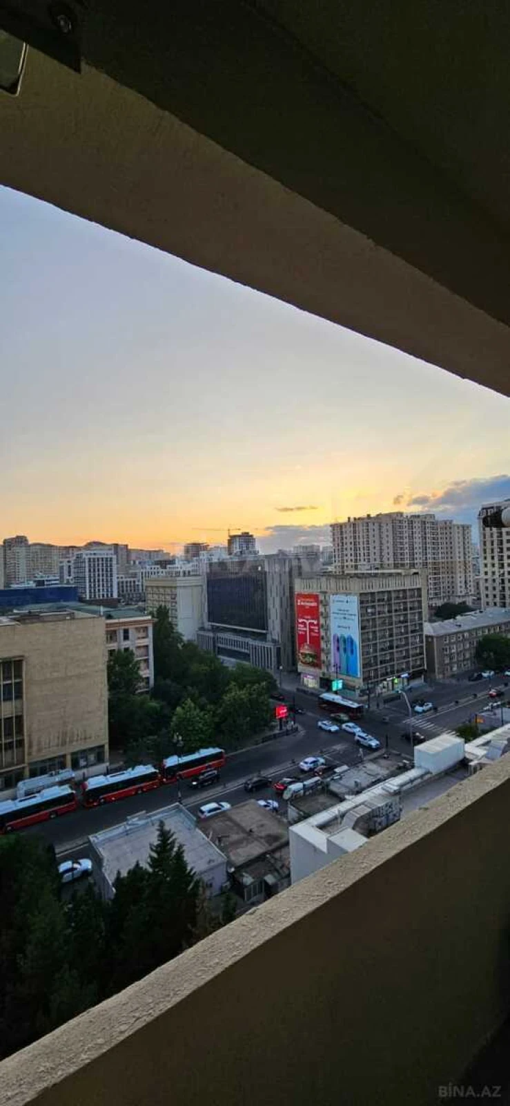 Satılır 2 otaqlı mənzil 69 m²