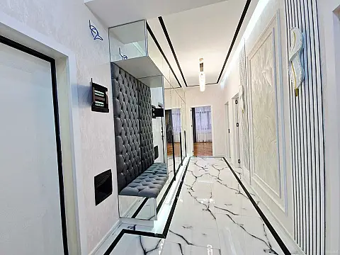 Satılır 3 otaqlı mənzil 120 m²