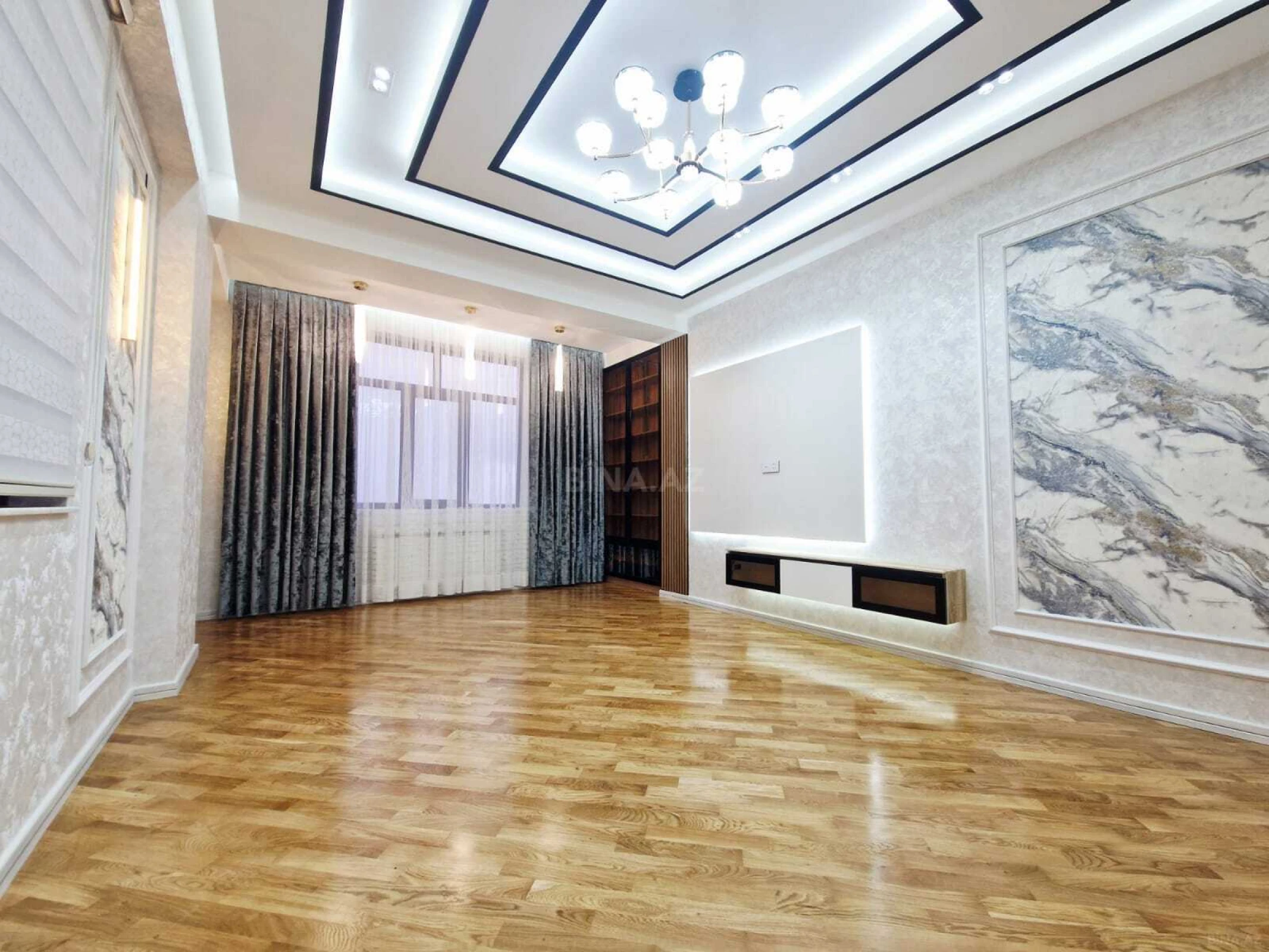 Satılır 3 otaqlı mənzil 120 m²