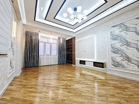 Satılır 3 otaqlı mənzil 120 m²