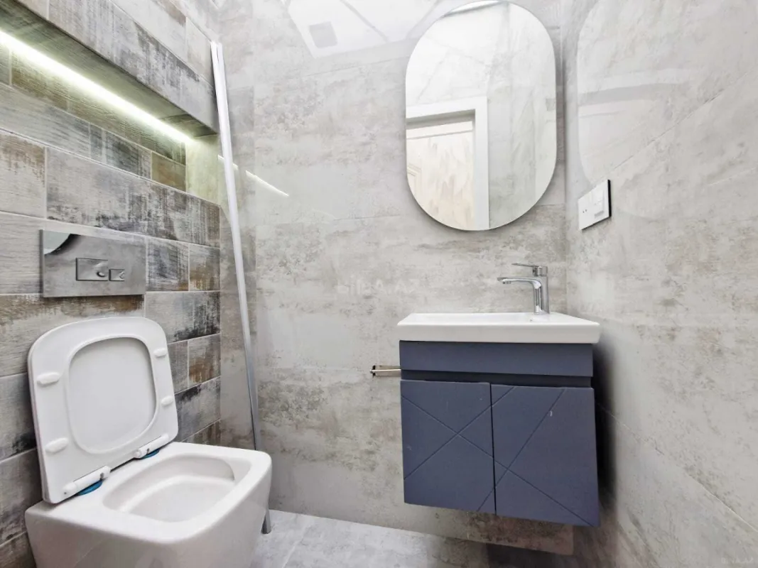 Satılır 3 otaqlı mənzil 120 m²