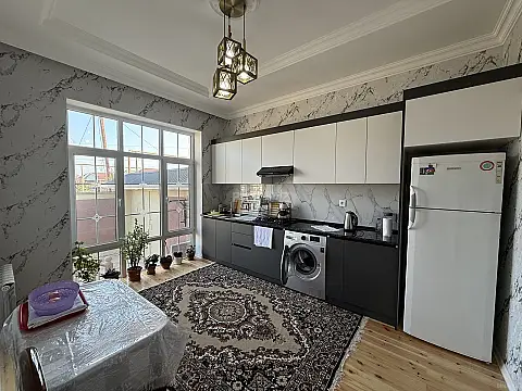 Satılır 3 otaqlı həyət evi 100 m²