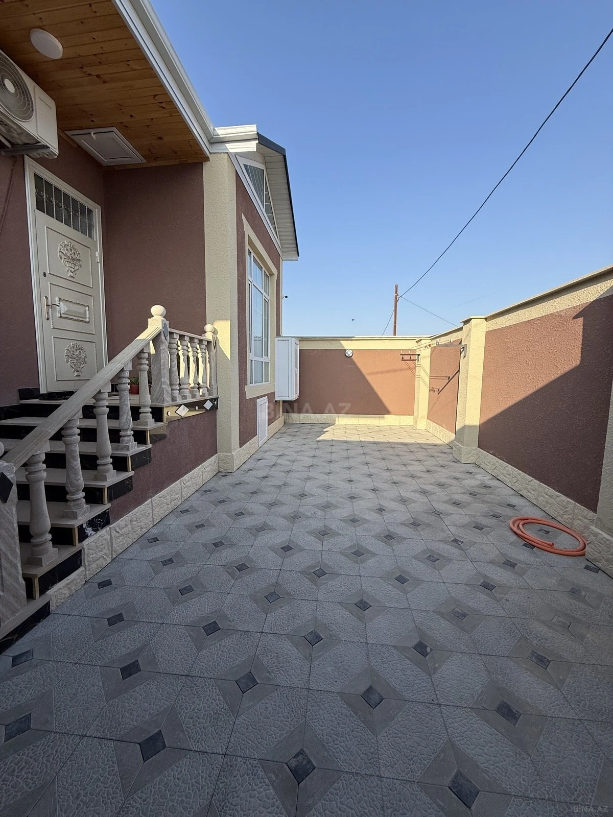 Satılır 3 otaqlı həyət evi 100 m²