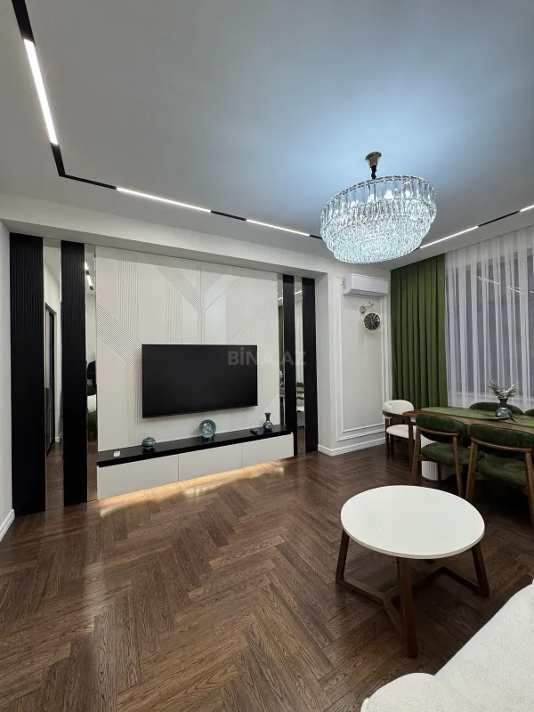 Satılır 2 otaqlı mənzil 86 m²