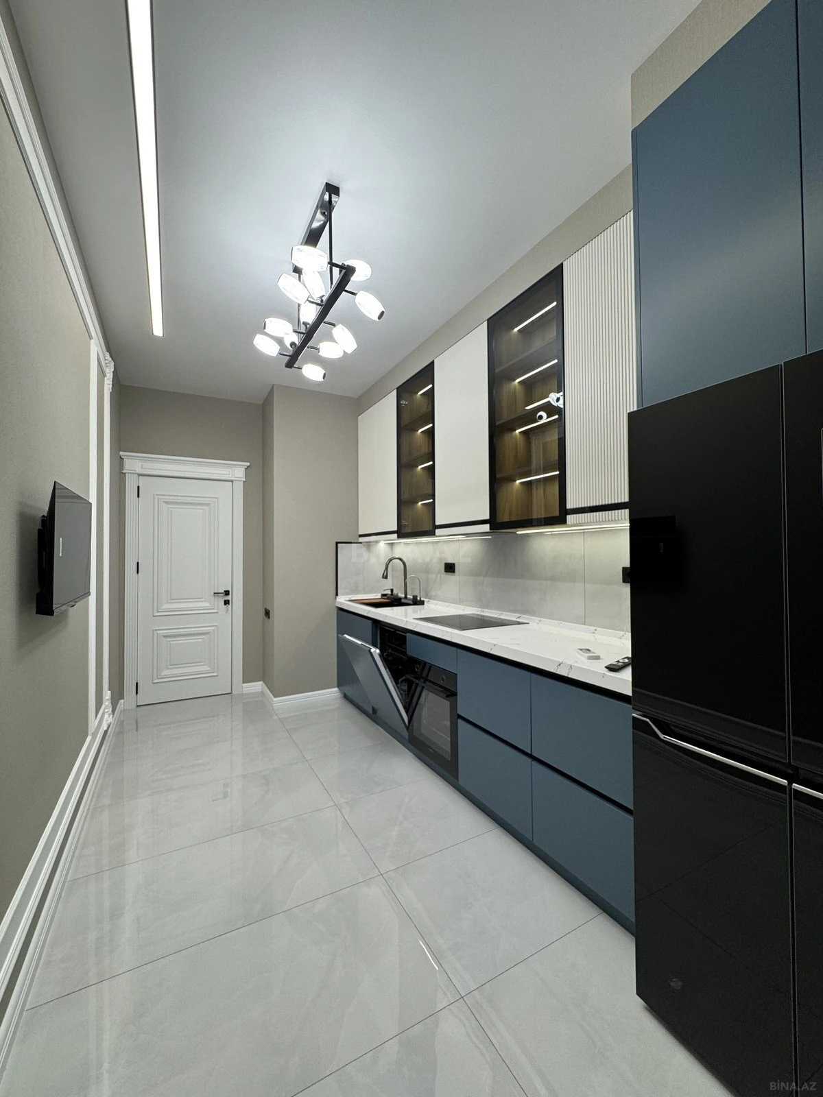 Satılır 2 otaqlı mənzil 86 m²