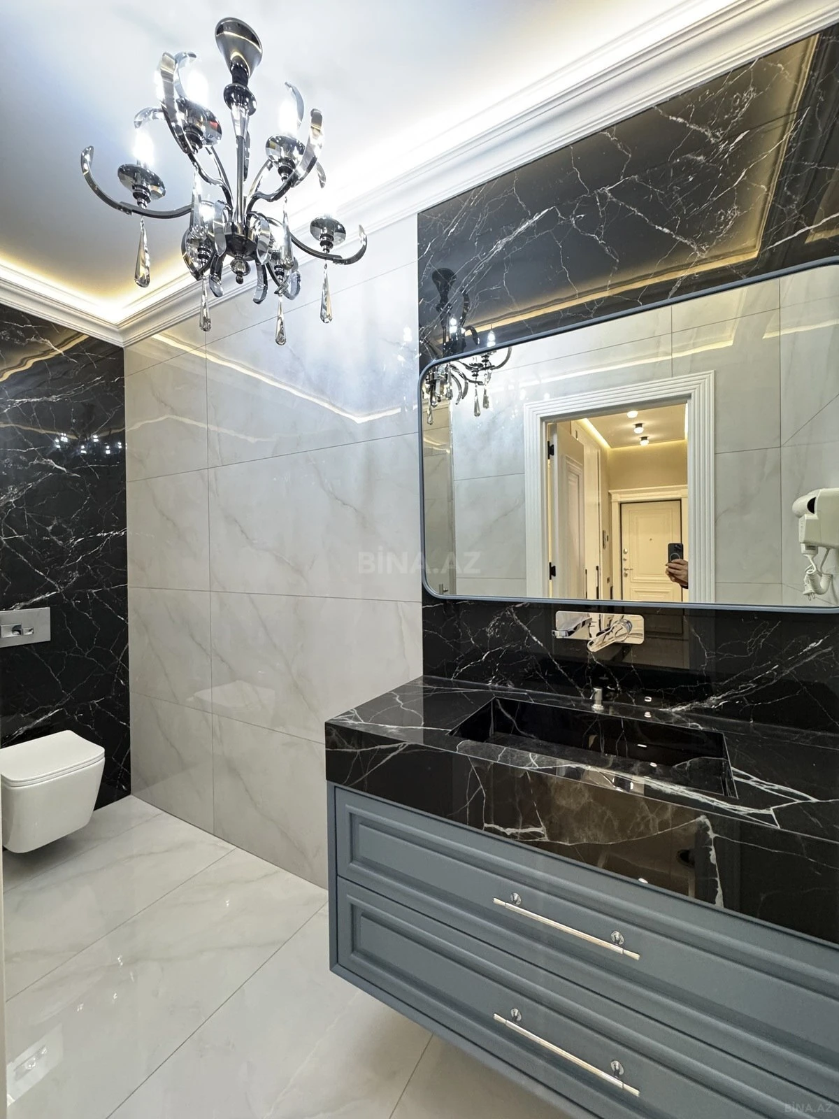 Satılır 2 otaqlı mənzil 86 m²