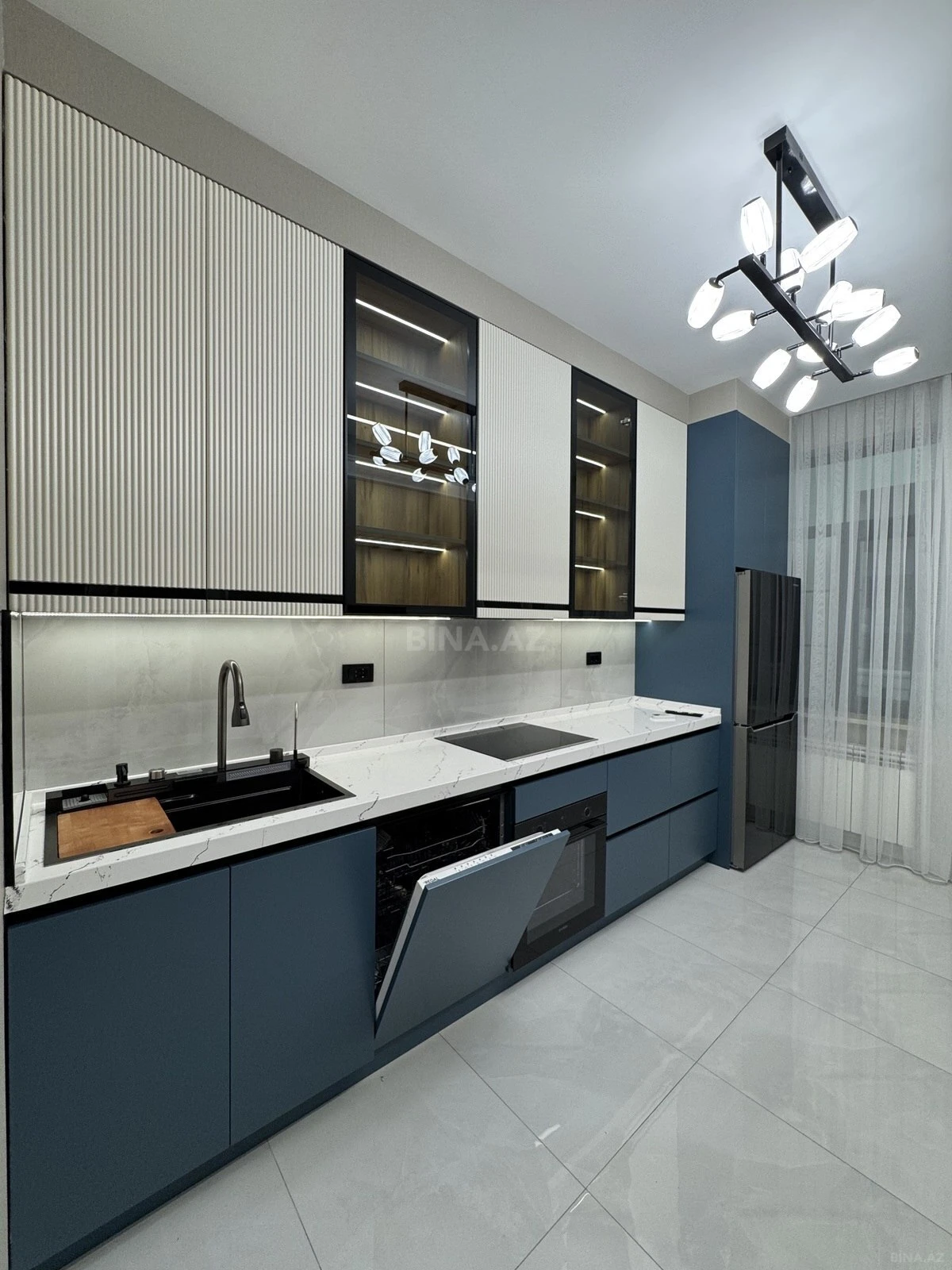 Satılır 2 otaqlı mənzil 86 m²