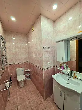 Satılır 3 otaqlı mənzil 155 m²