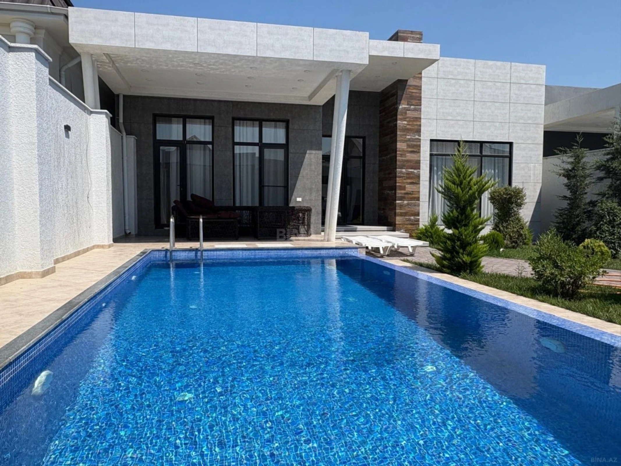Kirayə verilir 4 otaqlı həyət evi 280 m²