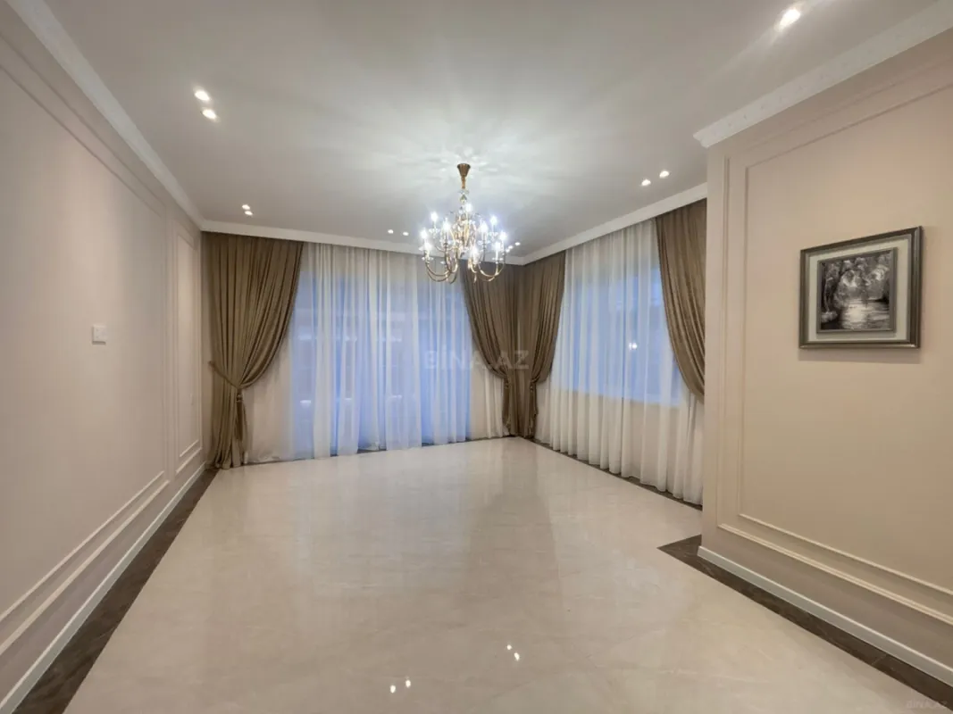 Satılır 4 otaqlı həyət evi 180 m²