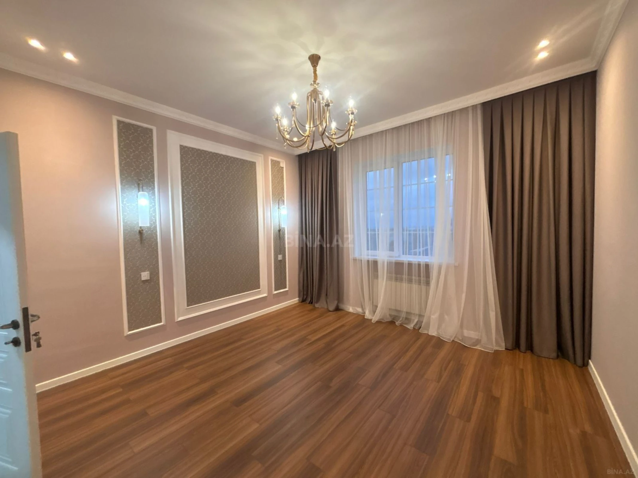 Satılır 4 otaqlı həyət evi 180 m²