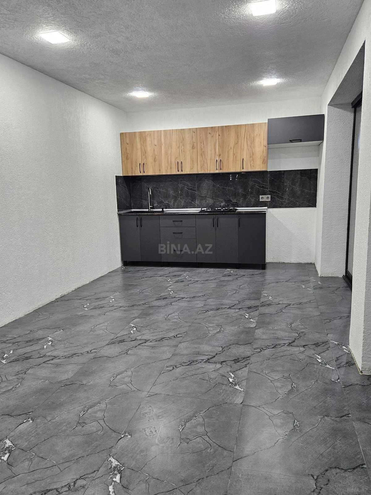 Satılır 4 otaqlı həyət evi 170 m²