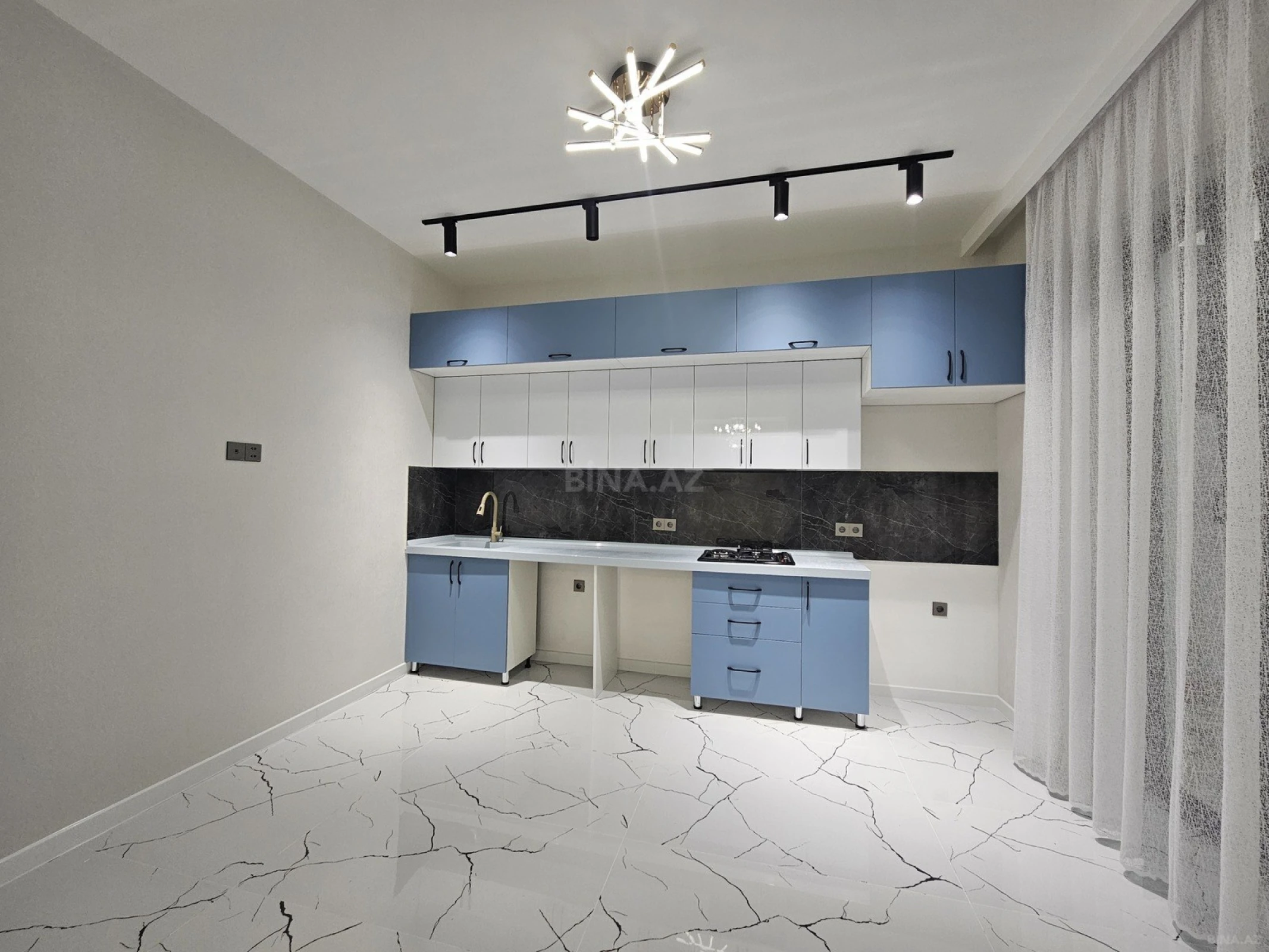 Satılır 4 otaqlı həyət evi 170 m²