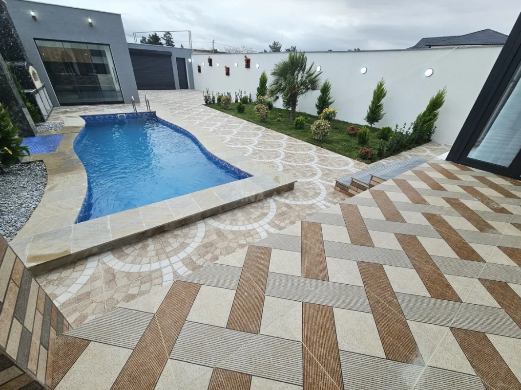 Satılır 4 otaqlı həyət evi 170 m²