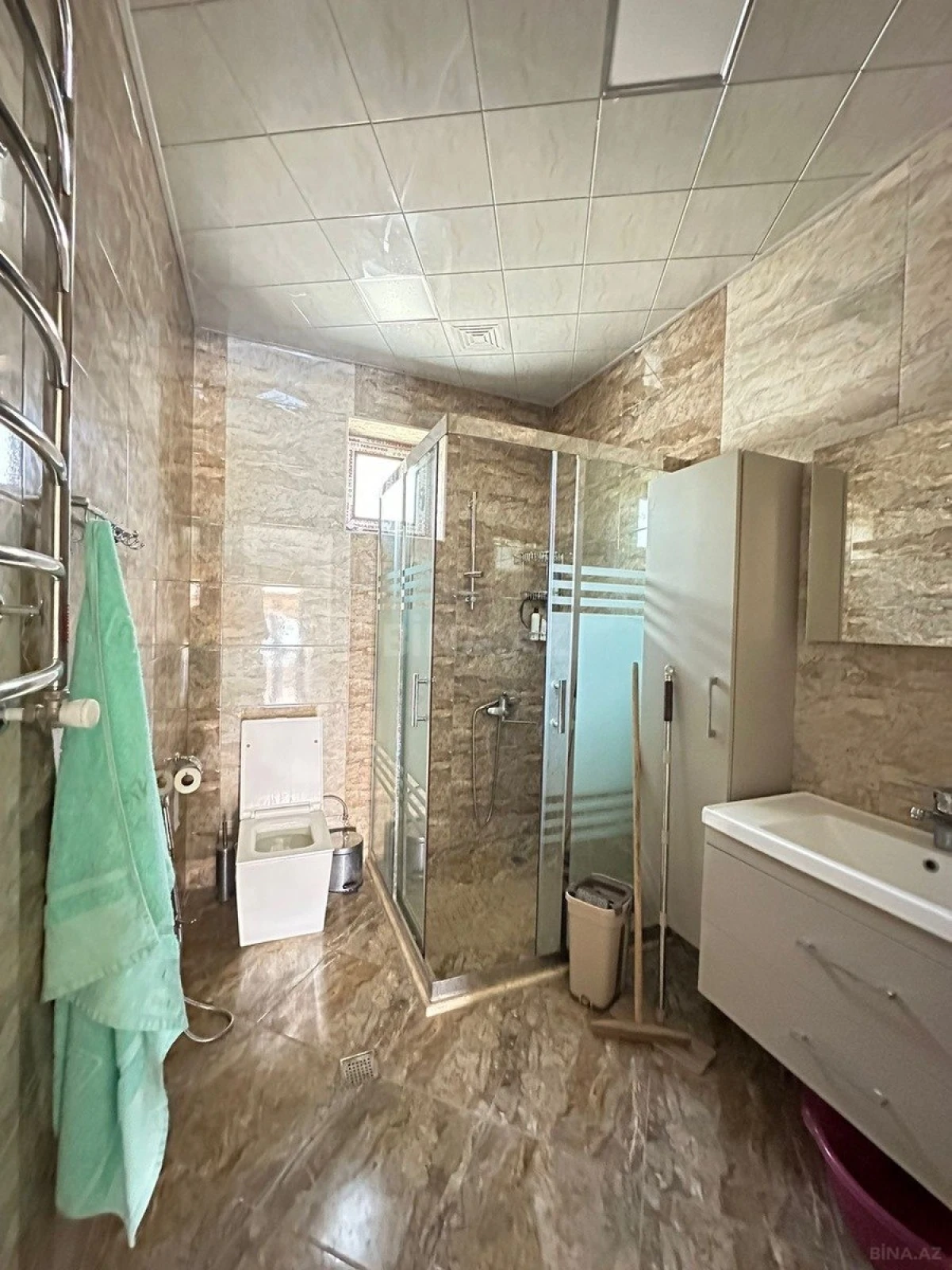 Kirayə verilir 4 otaqlı həyət evi 240 m²