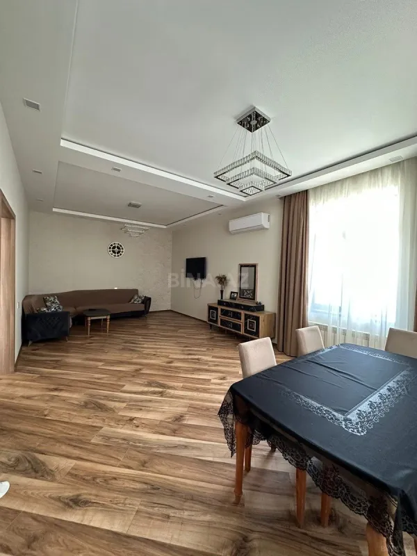 Kirayə verilir 4 otaqlı həyət evi 240 m²