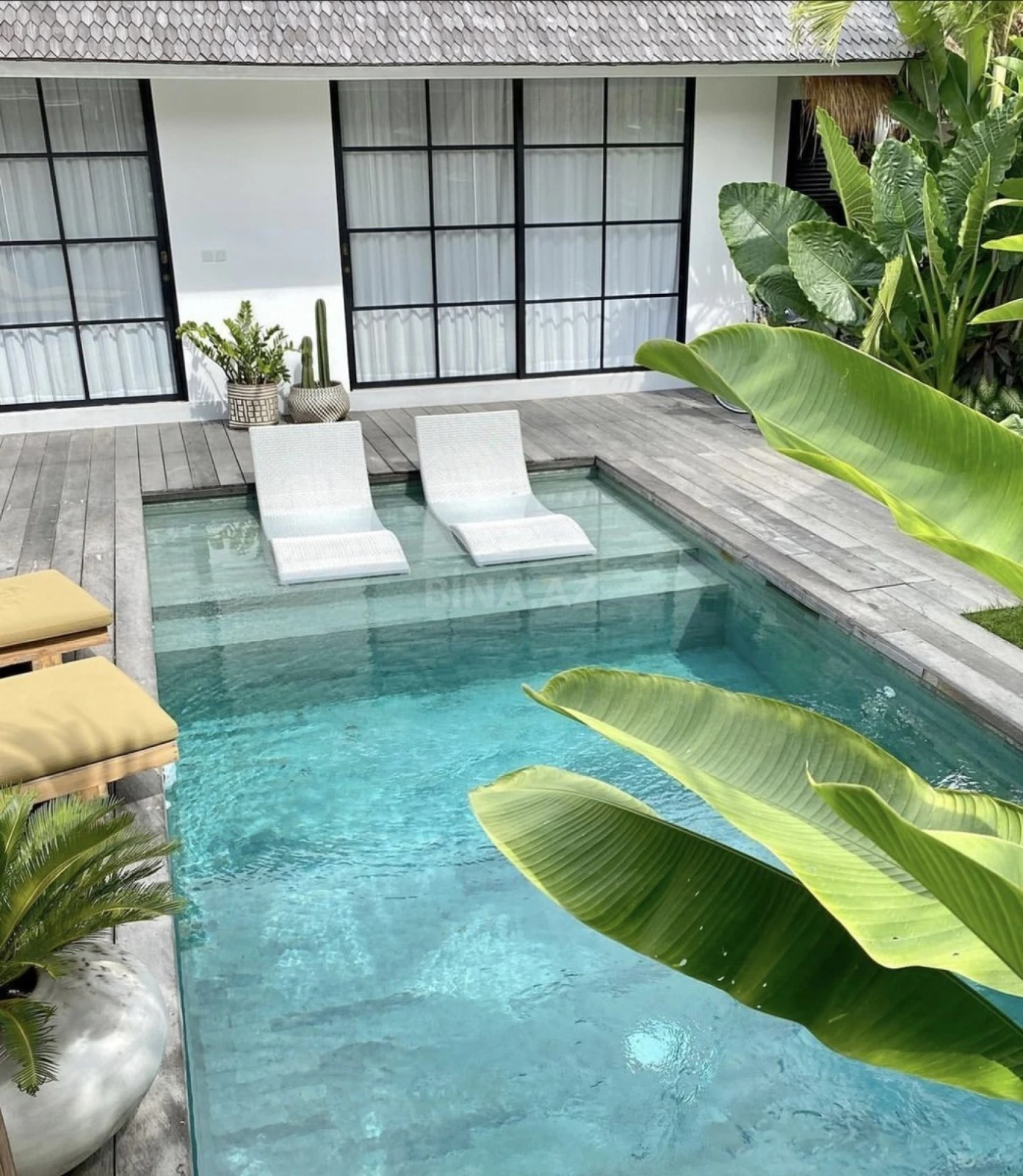 Kirayə verilir 4 otaqlı həyət evi 280 m²