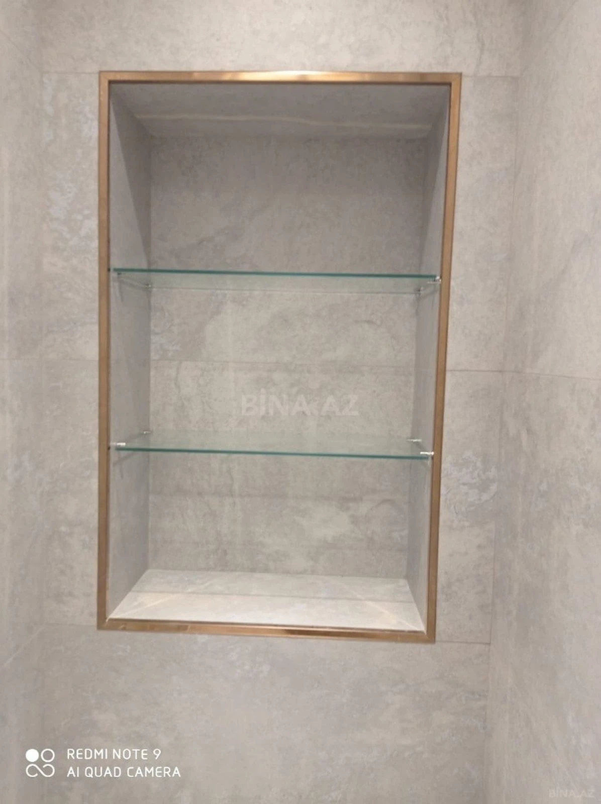 Kirayə verilir 3 otaqlı mənzil 100 m²