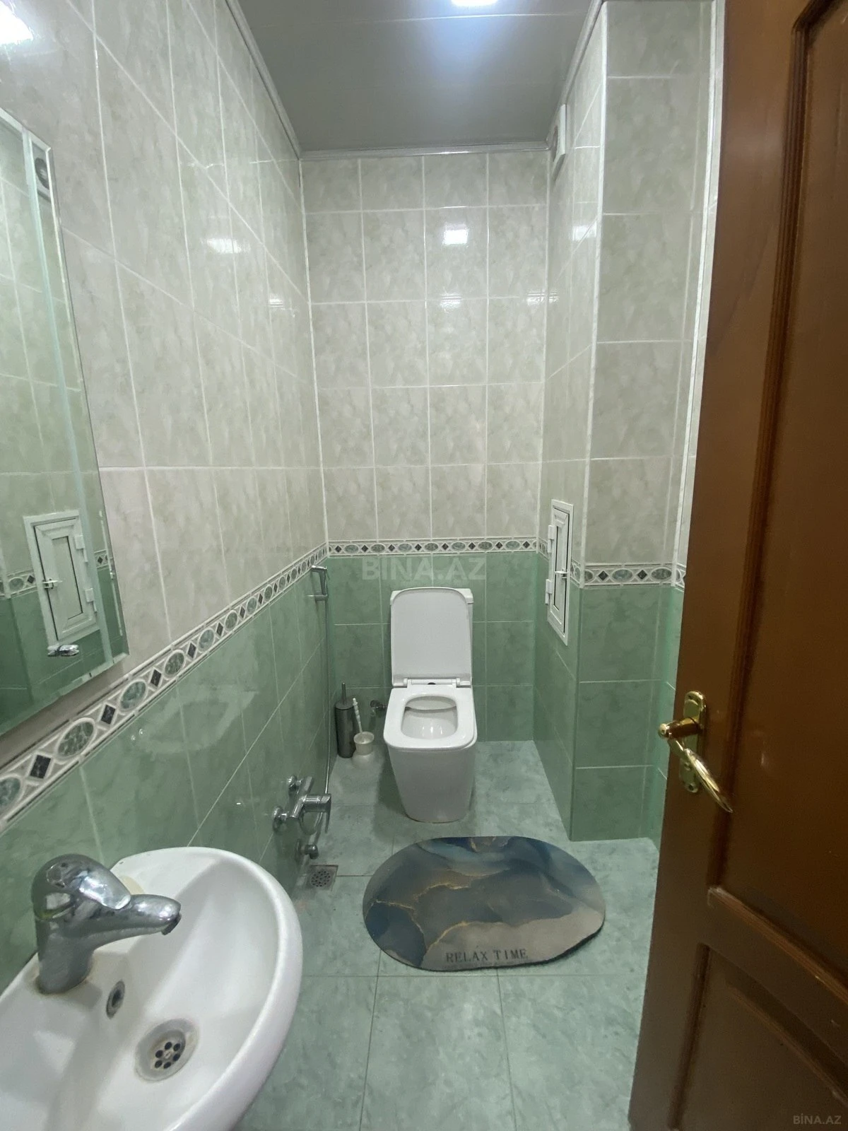 Satılır 3 otaqlı mənzil 130 m²