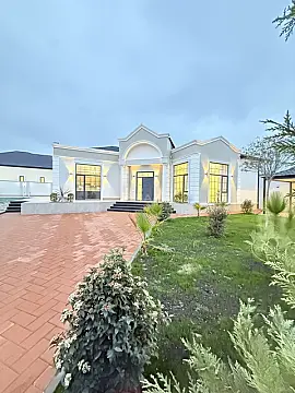 Satılır 5 otaqlı həyət evi 230 m²