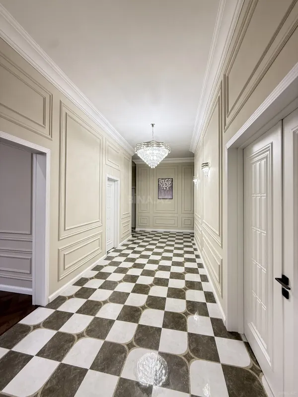 Satılır 5 otaqlı həyət evi 230 m²