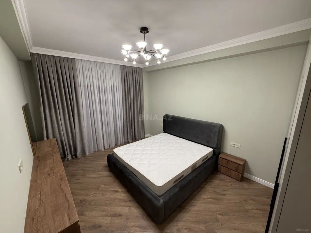 Kirayə verilir 3 otaqlı mənzil 120 m²