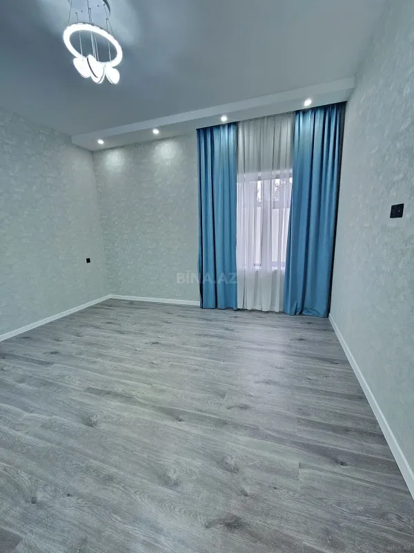 Satılır 4 otaqlı həyət evi 160 m²