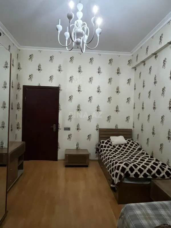 Satılır 2 otaqlı mənzil 63 m²