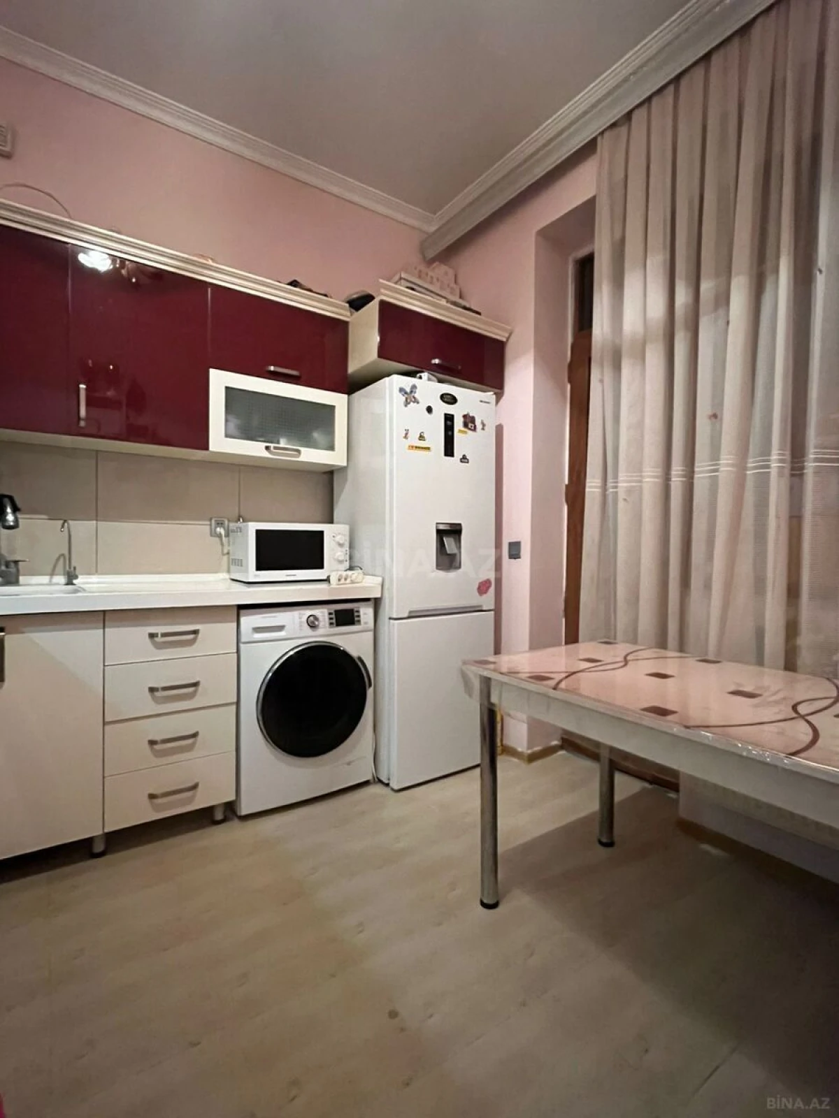 Satılır 2 otaqlı mənzil 63 m²