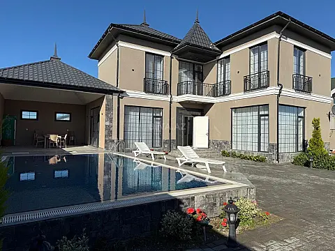 Kirayə verilir 4 otaqlı həyət evi 380 m² — Bakı, Mərdəkan 4 otaq 380.00 m²
