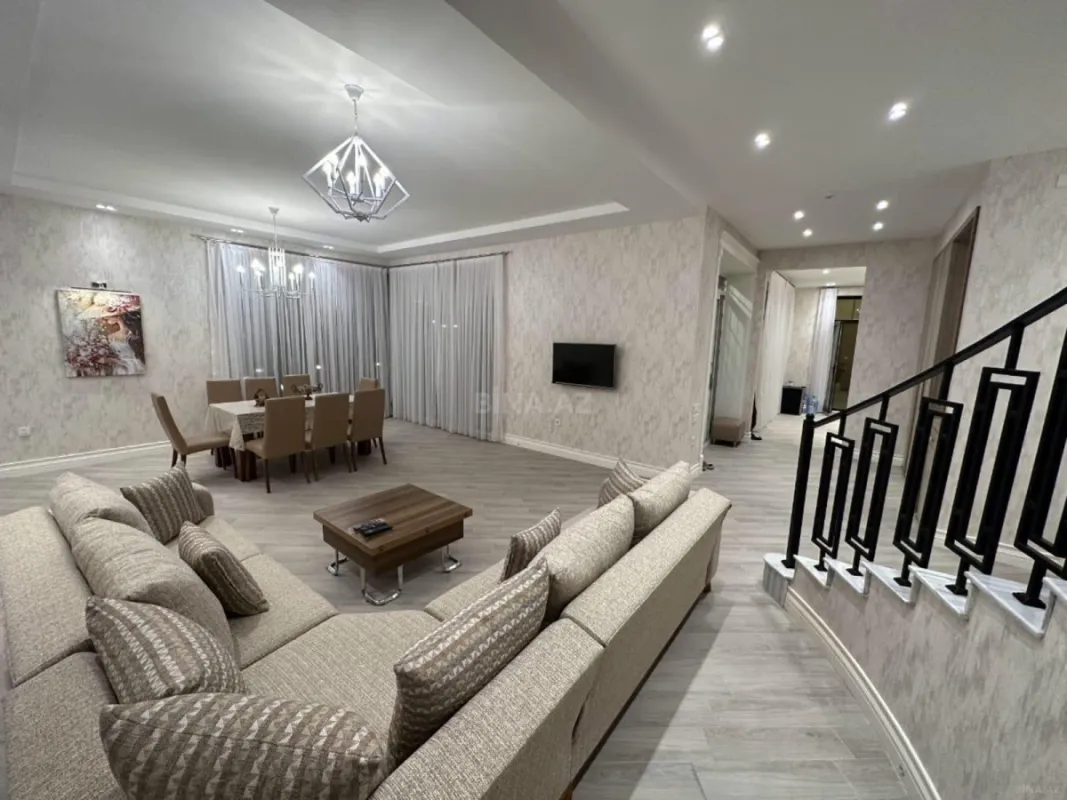 Kirayə verilir 4 otaqlı həyət evi 380 m²