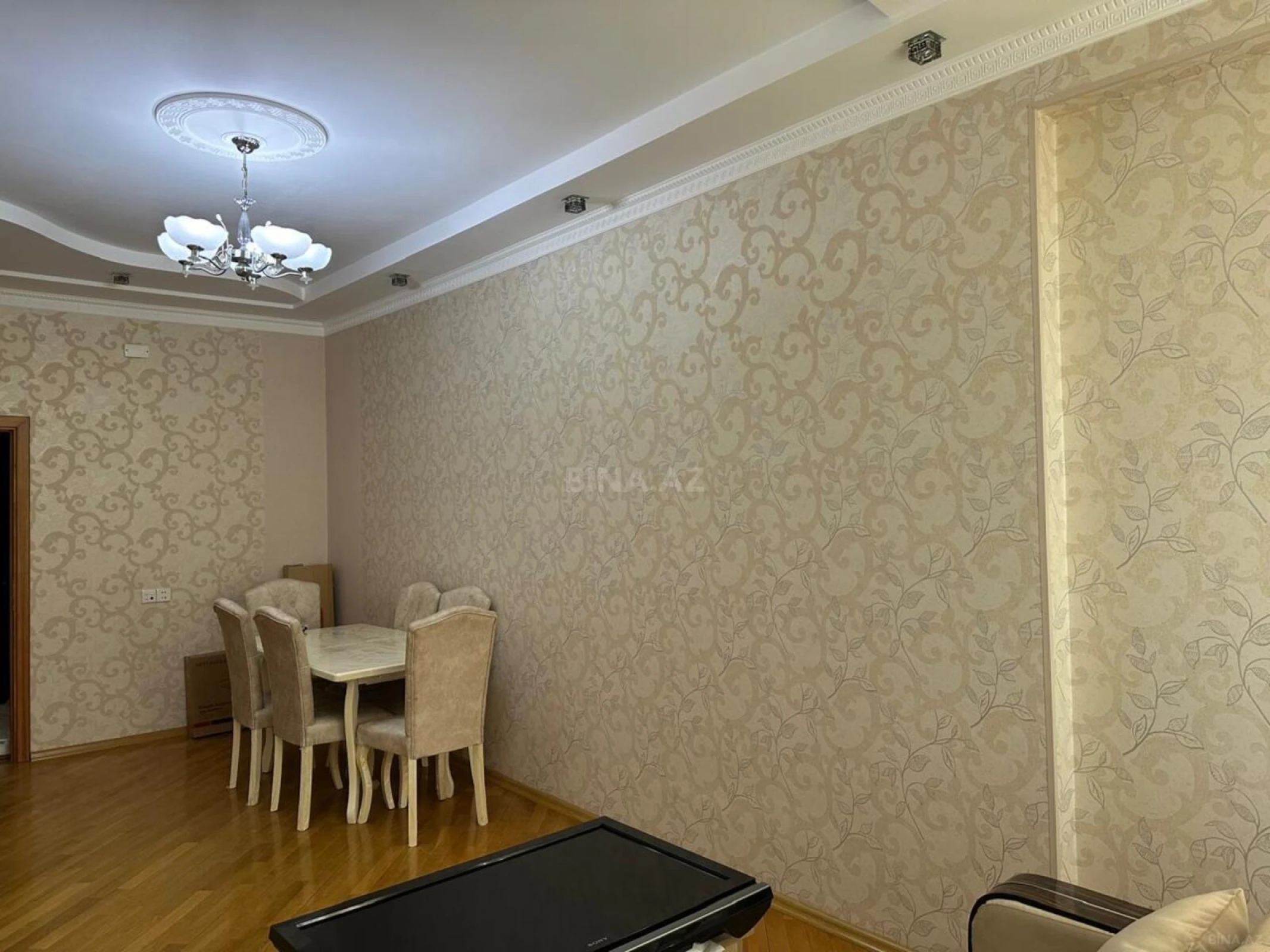 Satılır 2 otaqlı mənzil 65 m²