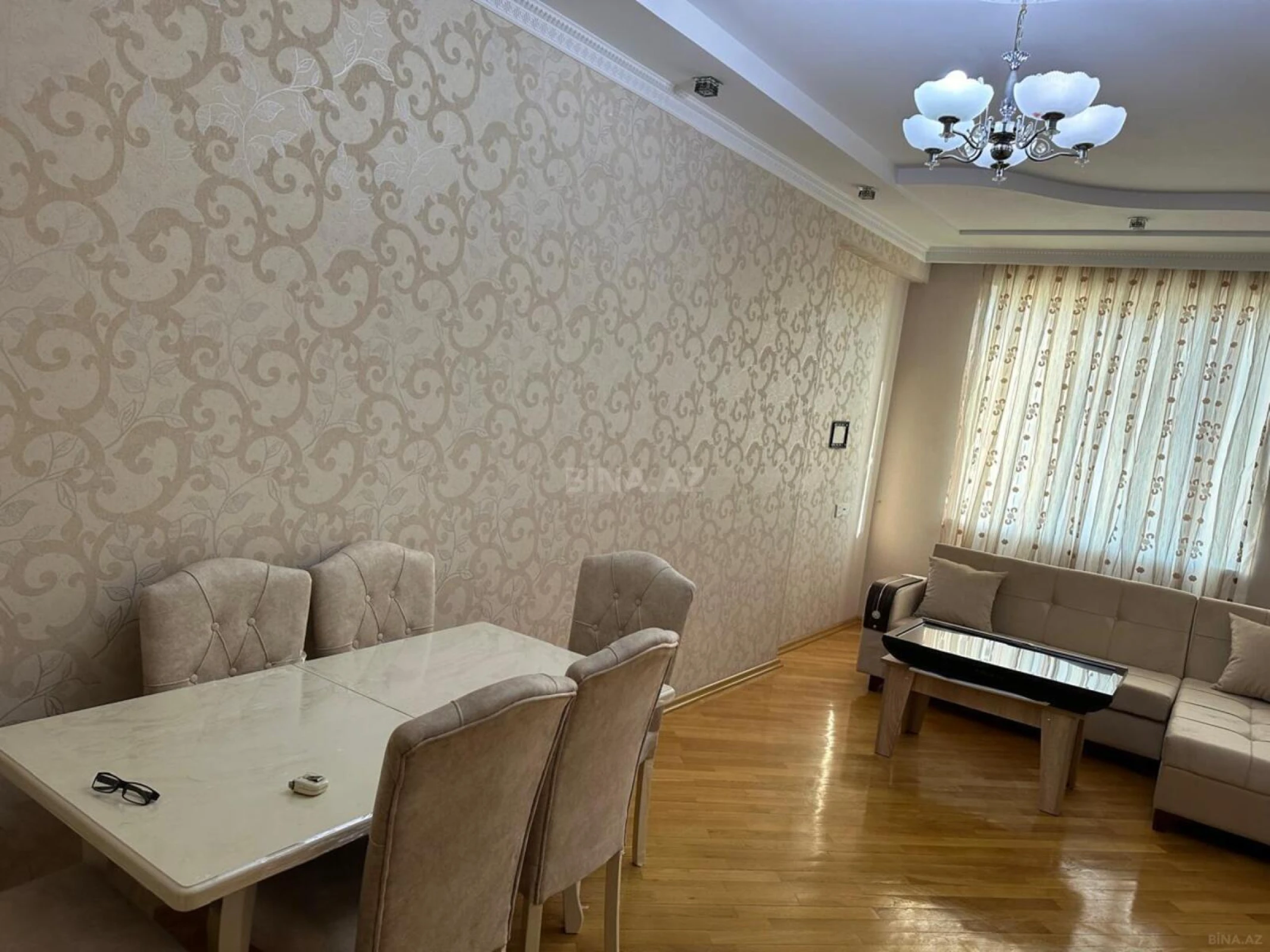 Satılır 2 otaqlı mənzil 65 m²