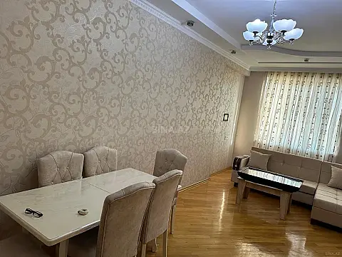 Satılır 2 otaqlı mənzil 65 m²