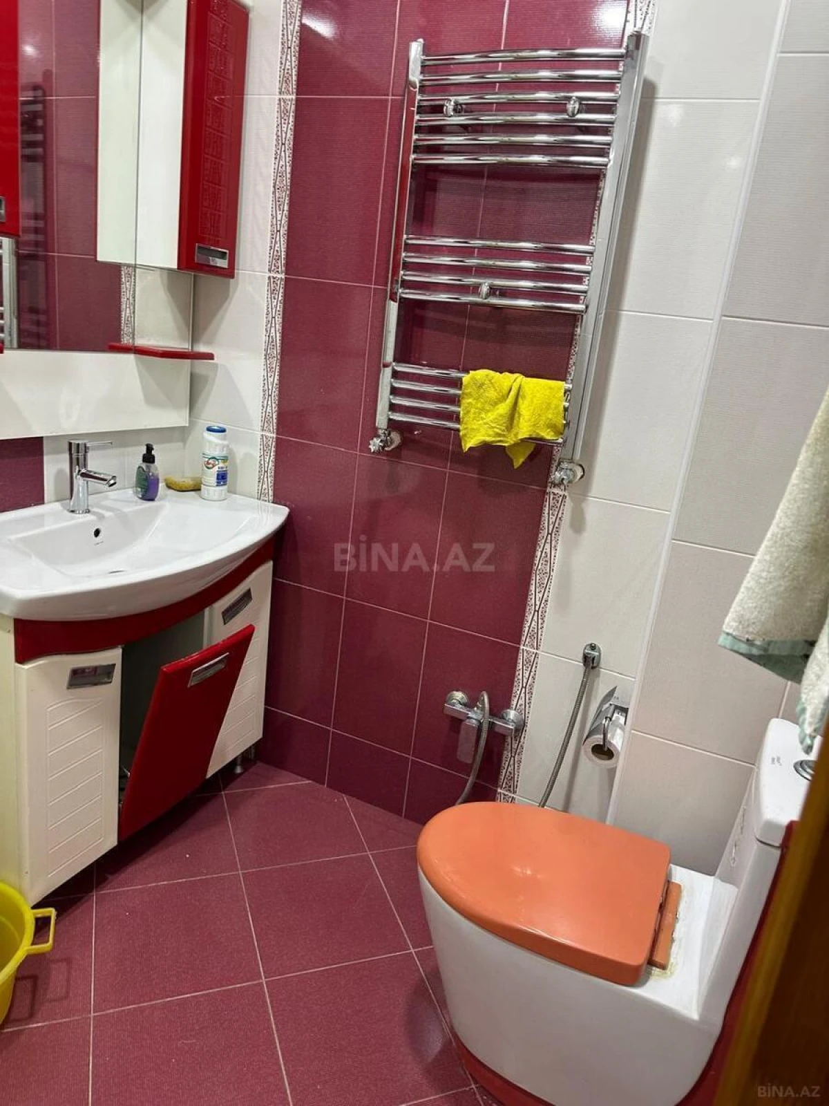 Satılır 2 otaqlı mənzil 65 m²