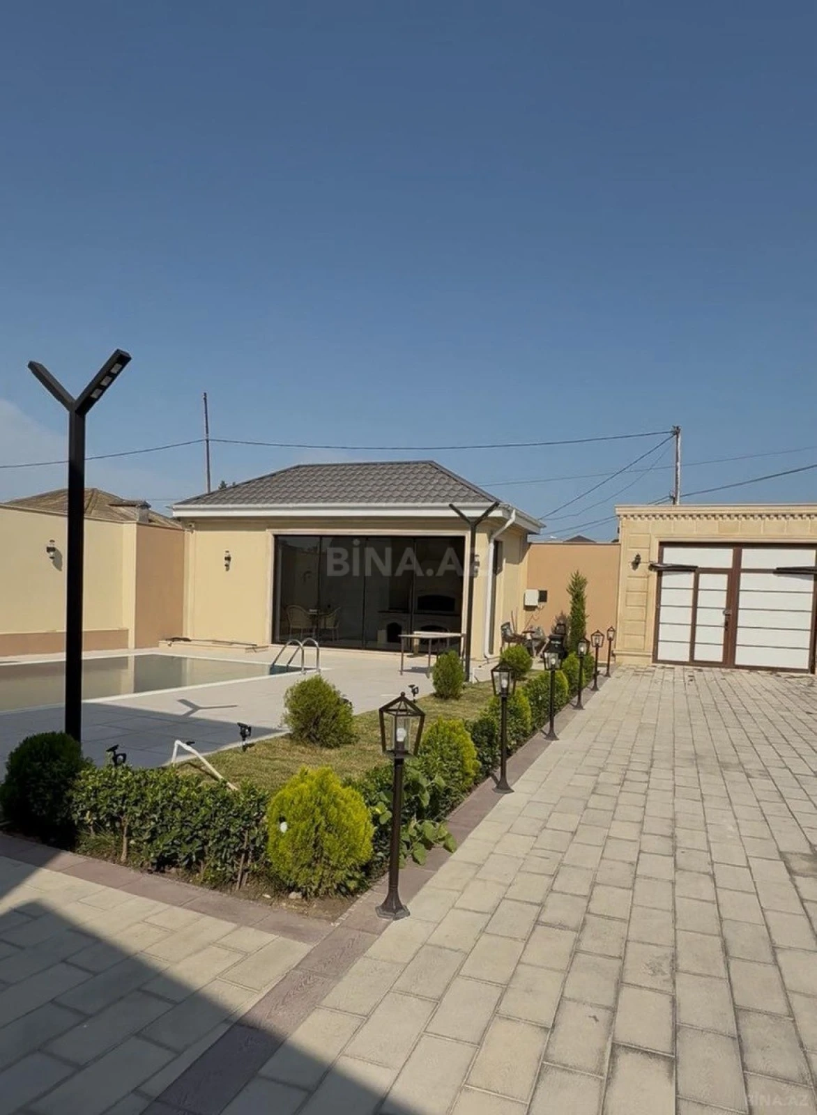 Kirayə verilir 4 otaqlı həyət evi 300 m²