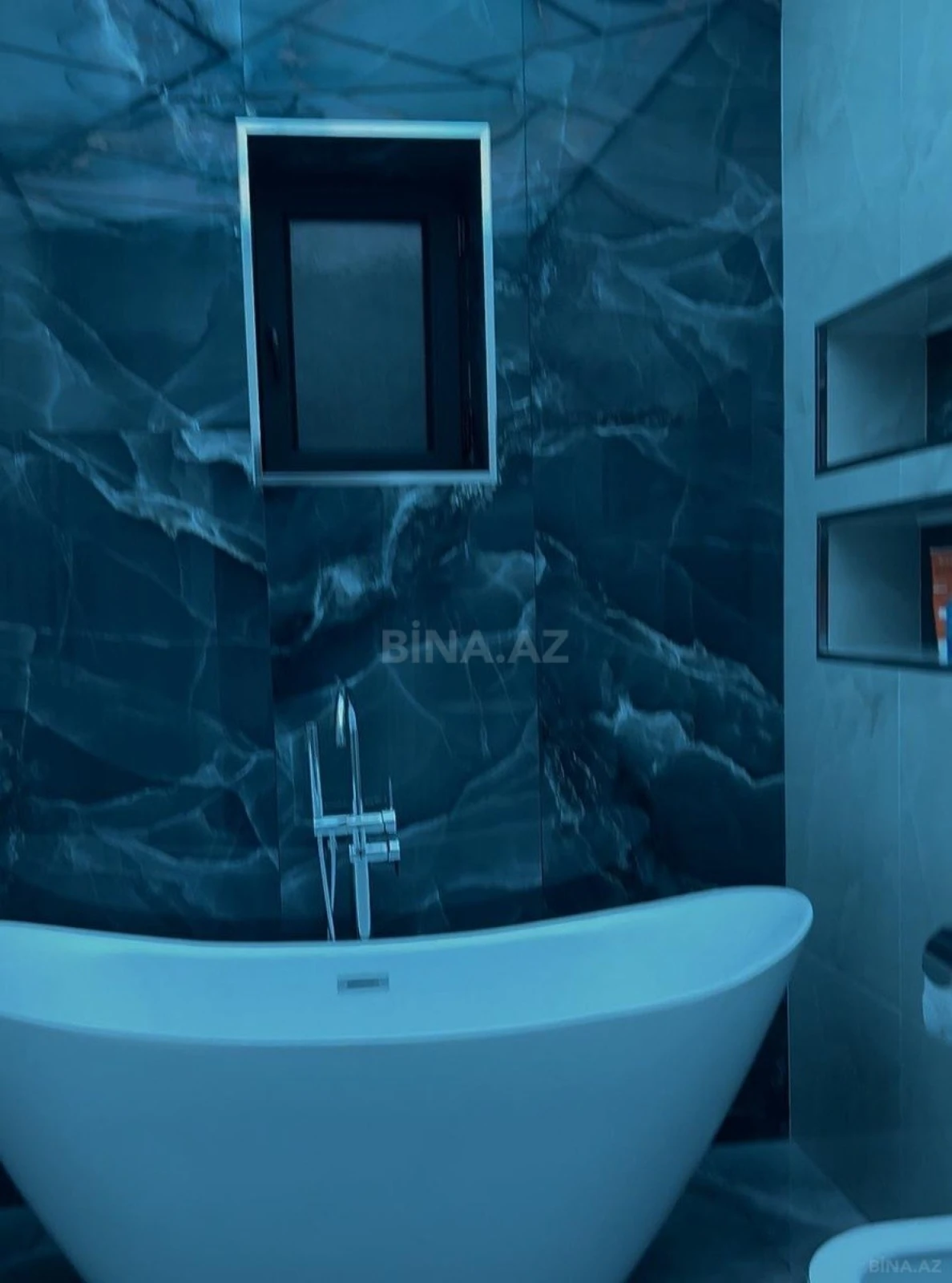 Kirayə verilir 4 otaqlı həyət evi 300 m²