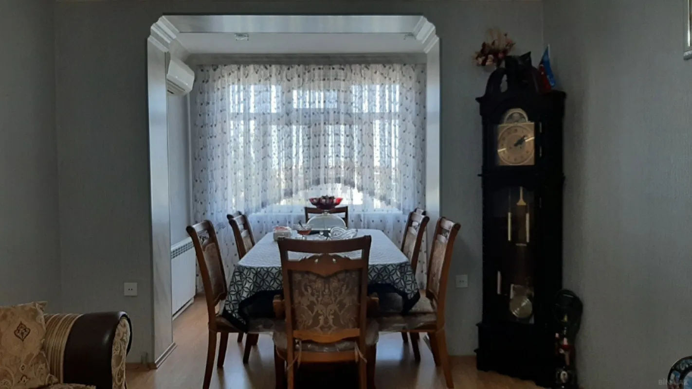 Satılır 3 otaqlı mənzil 70 m²