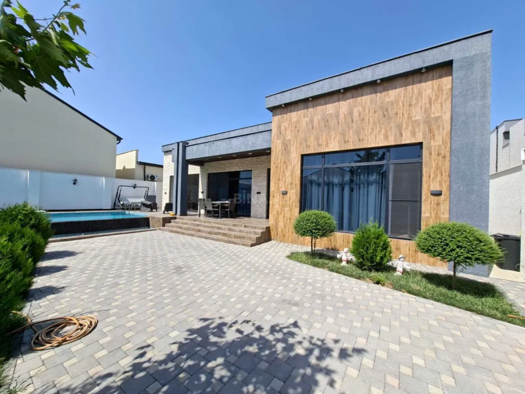 Kirayə verilir 4 otaqlı həyət evi 280 m²