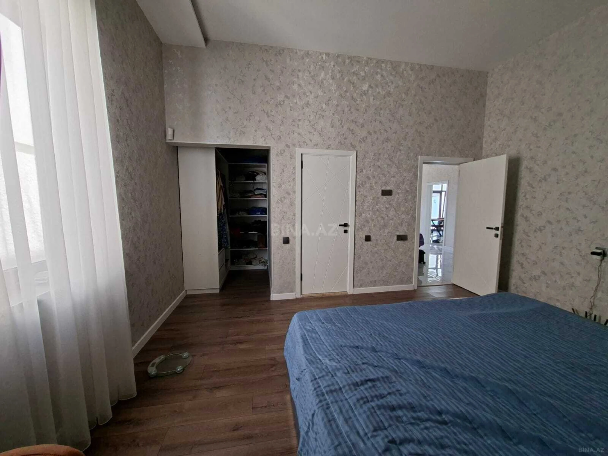 Kirayə verilir 4 otaqlı həyət evi 280 m²