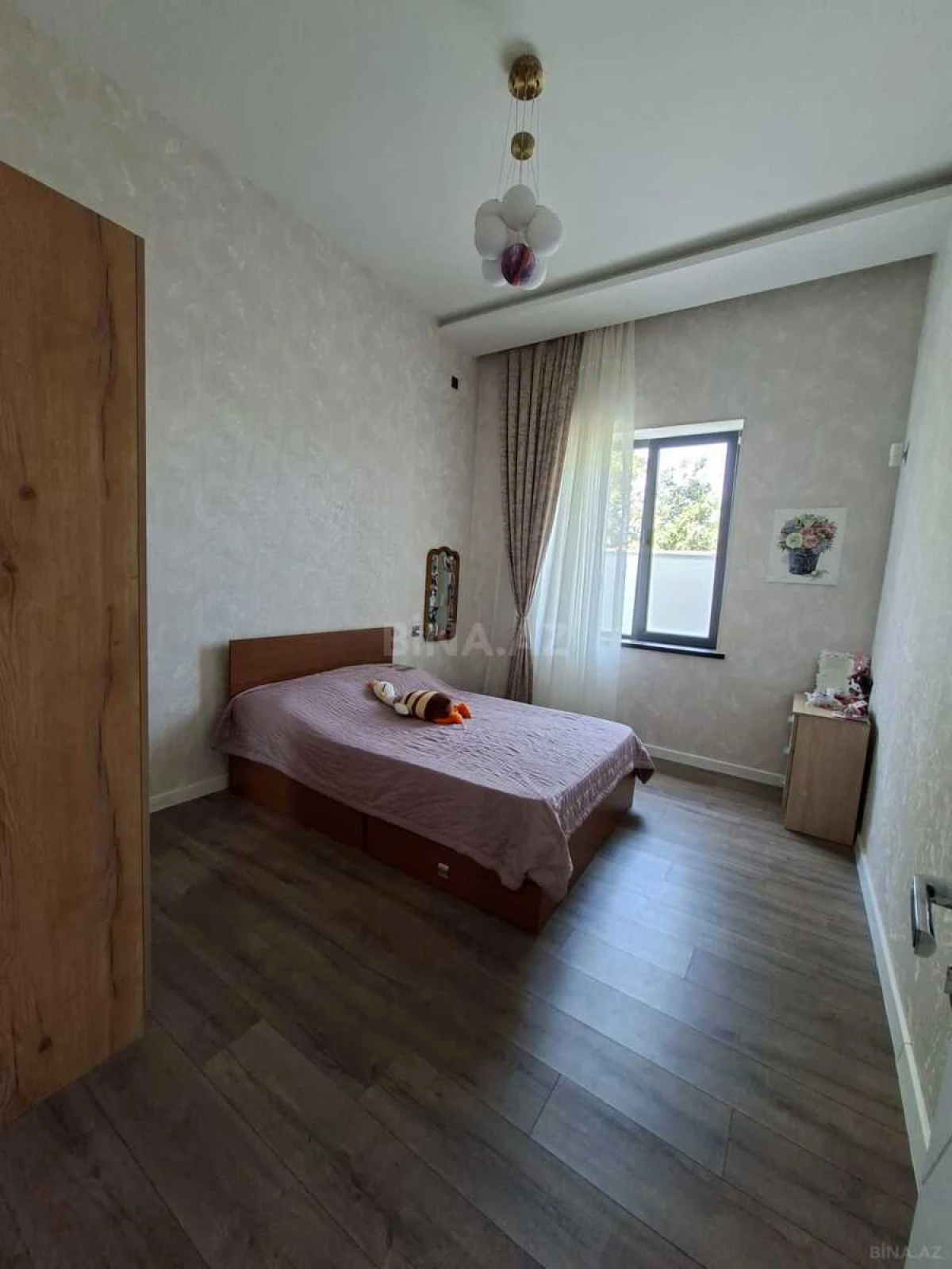 Kirayə verilir 4 otaqlı həyət evi 280 m²