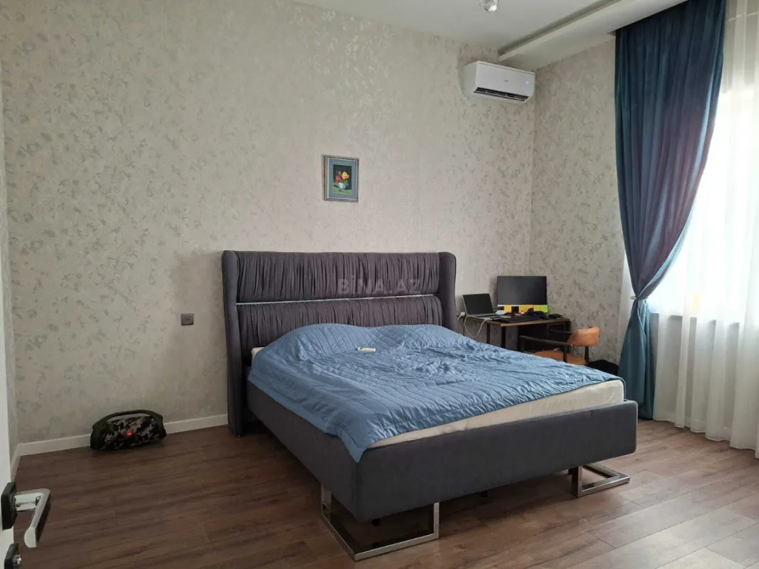 Kirayə verilir 4 otaqlı həyət evi 280 m²