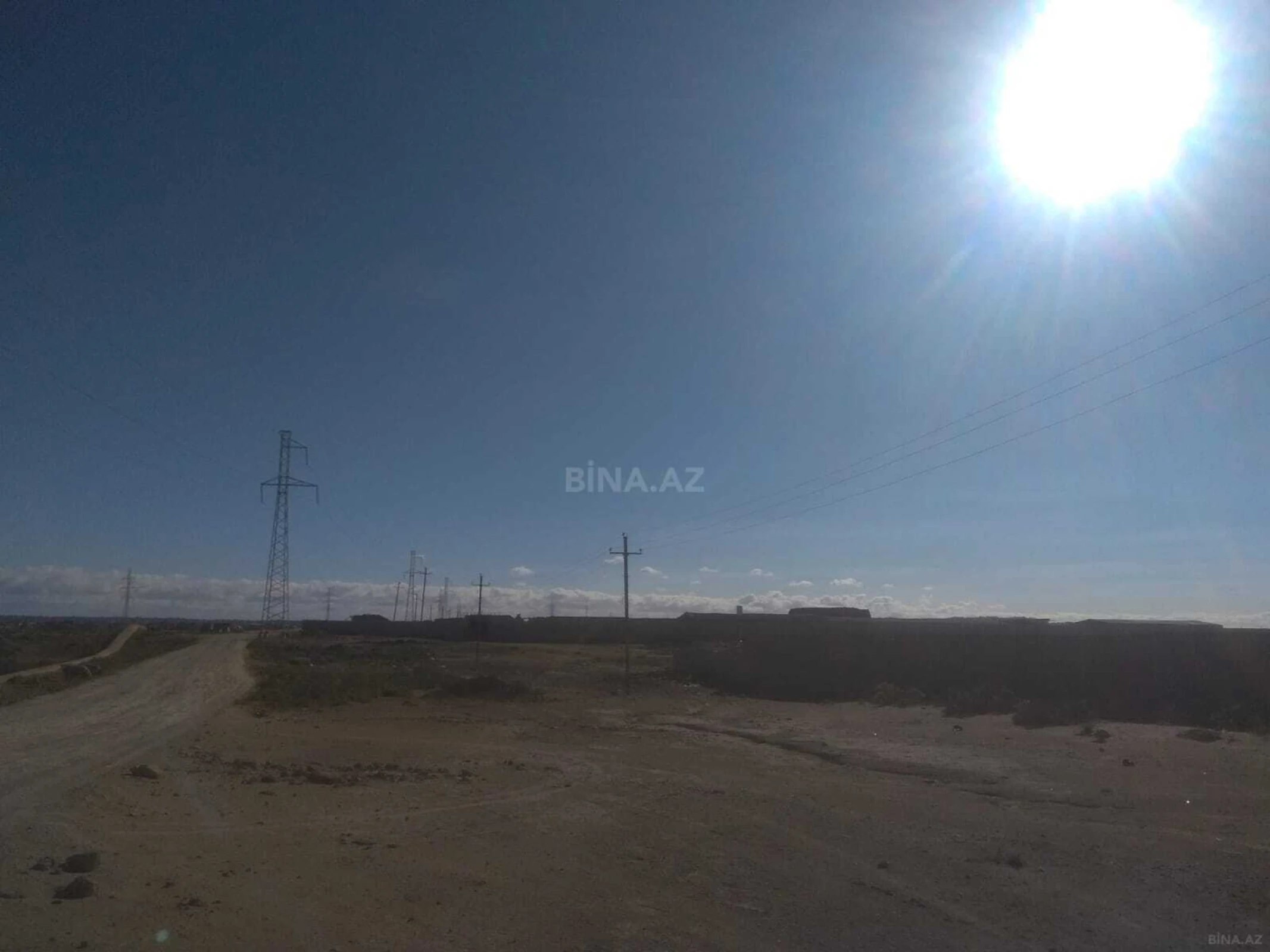 Satılır torpaq sahəsi 553 m²