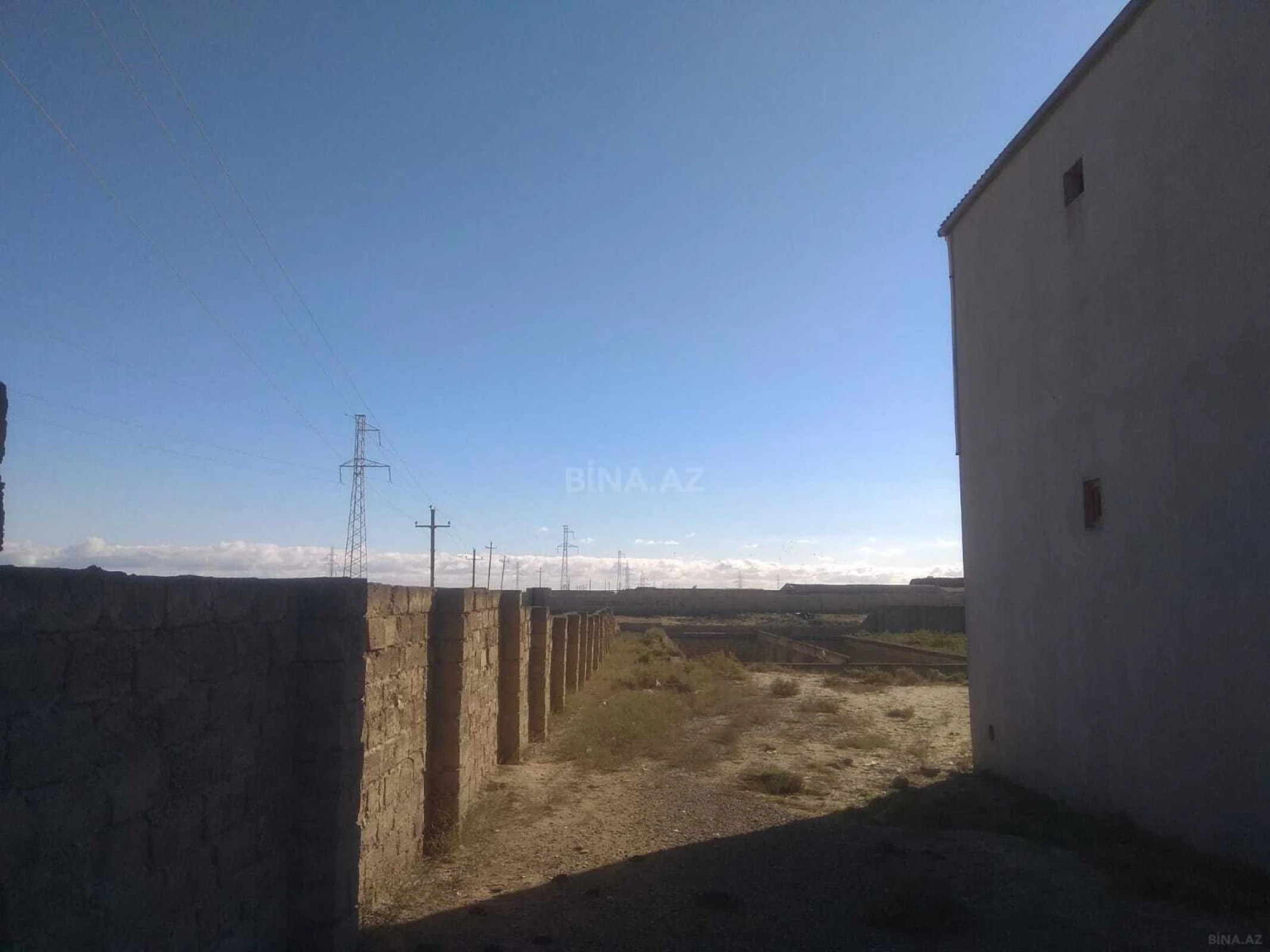 Satılır torpaq sahəsi 553 m²